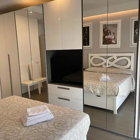 Apartment Eur Baldovinetti Luxury Vicino Ifad, Huawei, Eni, Zte, Unilever, Siemens, Open Fiber Rome